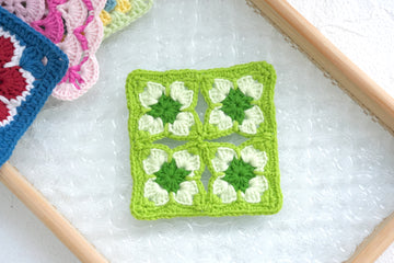 Crochet Four Petal Flower Granny Square (Style II) Pattern Free