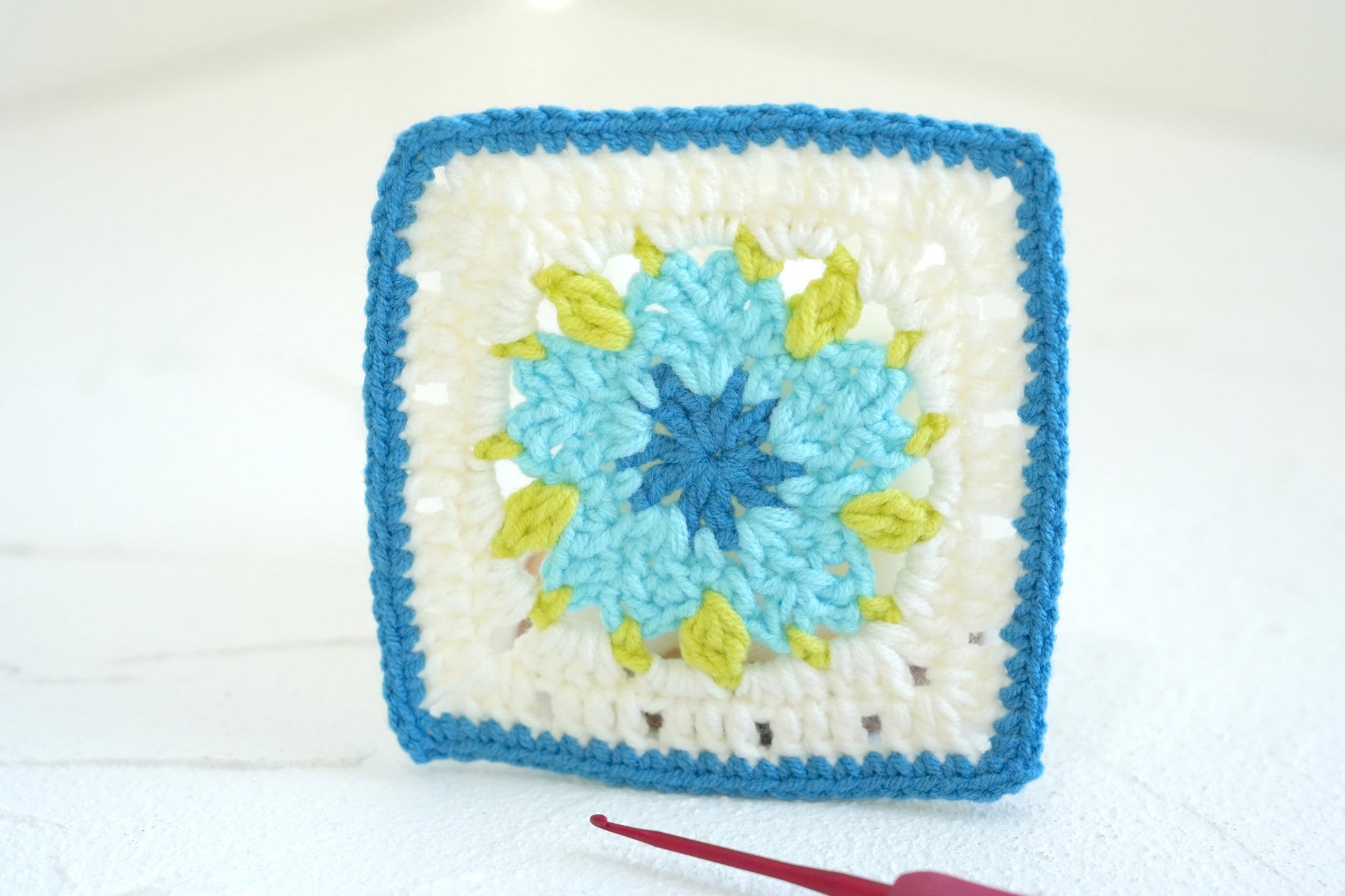 Crochet Cherry Blossom Granny Square Pattern Free (PDF + Beginner Tutorial)