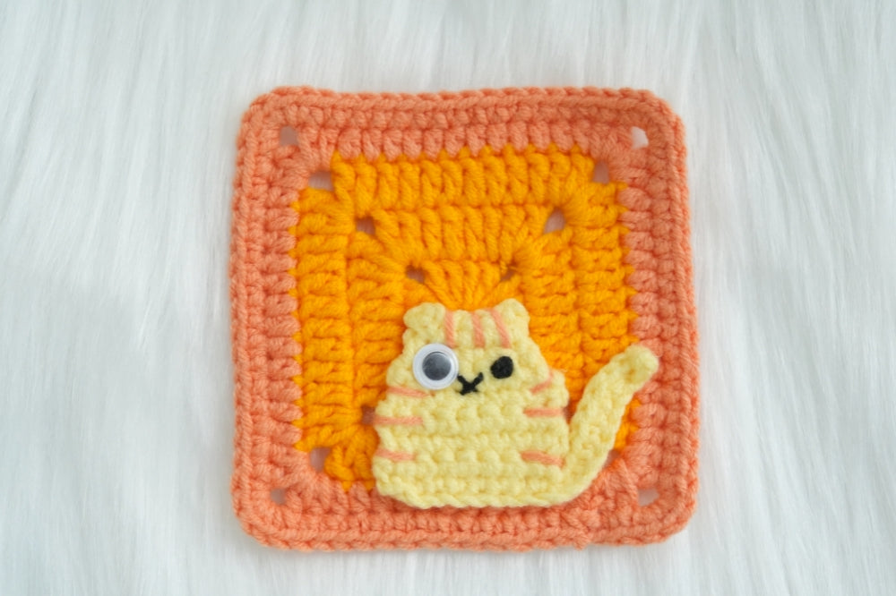 Crochet Cat Granny Square Style II Pattern Free (PDF + Beginner Tutorial)