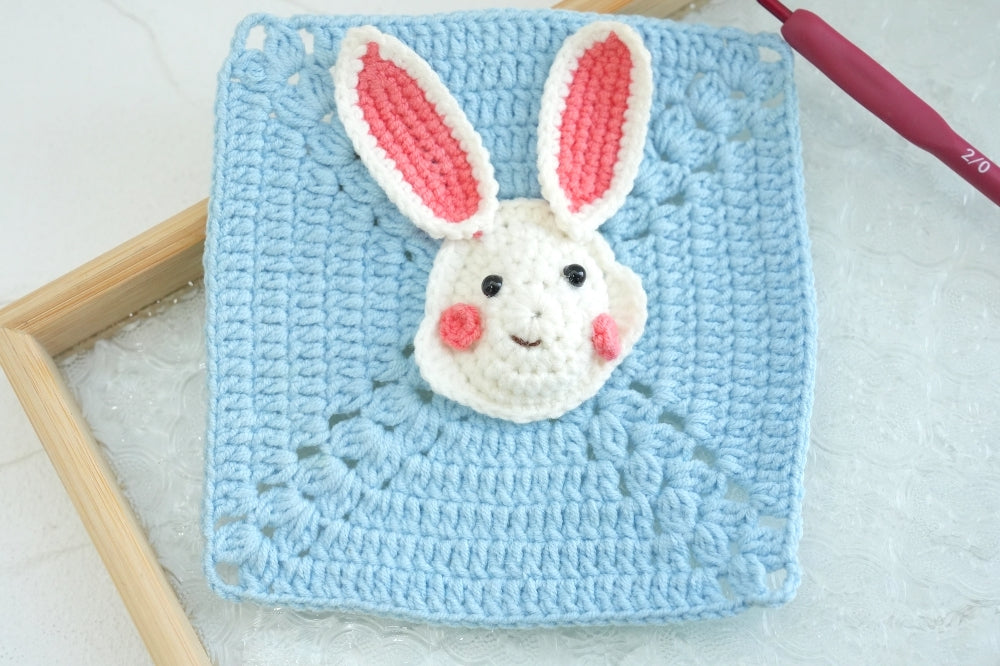 Bunny Granny Square (Style II) Pattern