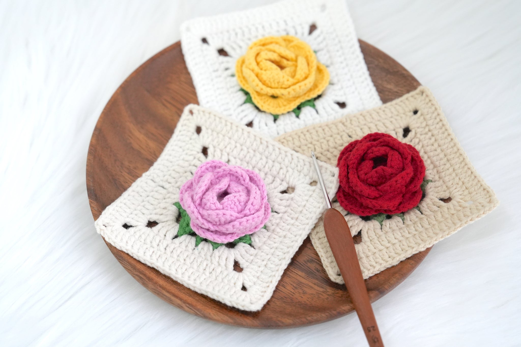 Crochet Flower Granny Square Pattern