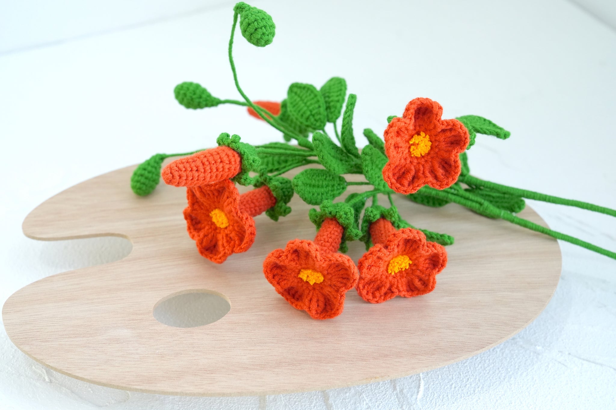 Crochet Campsis Grandiflora Pattern Free (PDF + Beginner Tutorial)