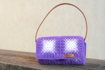 Crochet Granny Square Messenger Bag (Free Pattern)