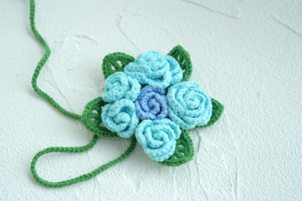 Crochet Multi-head Small Rose Applique Pattern Free (PDF + Beginner Tutorial)