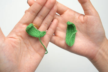 How to Crochet a Forget-me-not Leaf