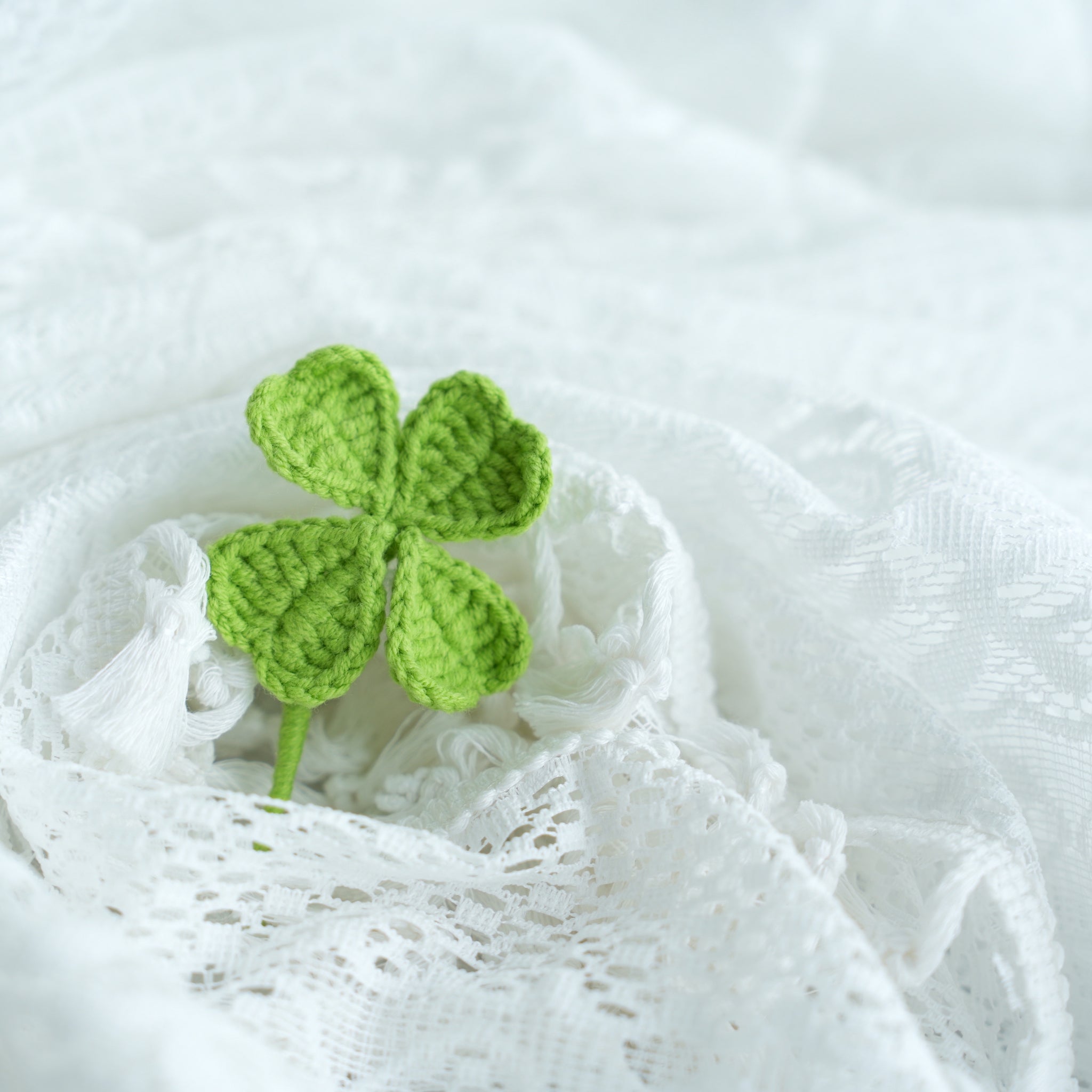 How to Crochet a Four-leaf Clover Leaf