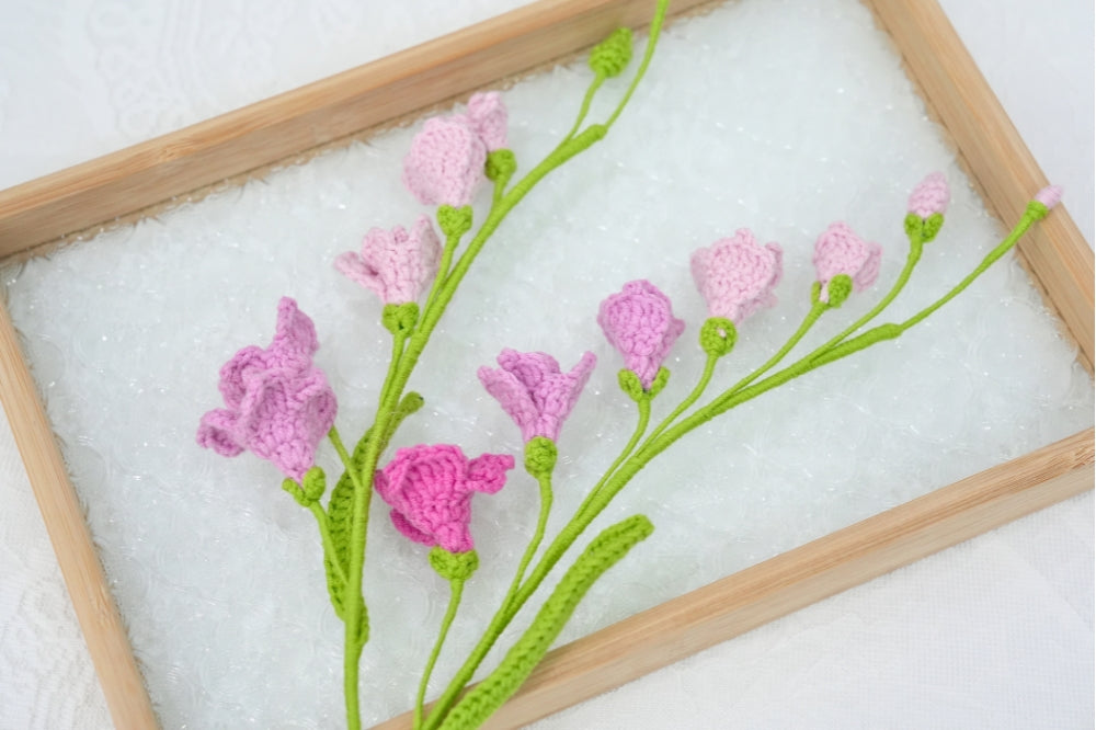 How to Crochet a Freesia Flower (Free Pattern)