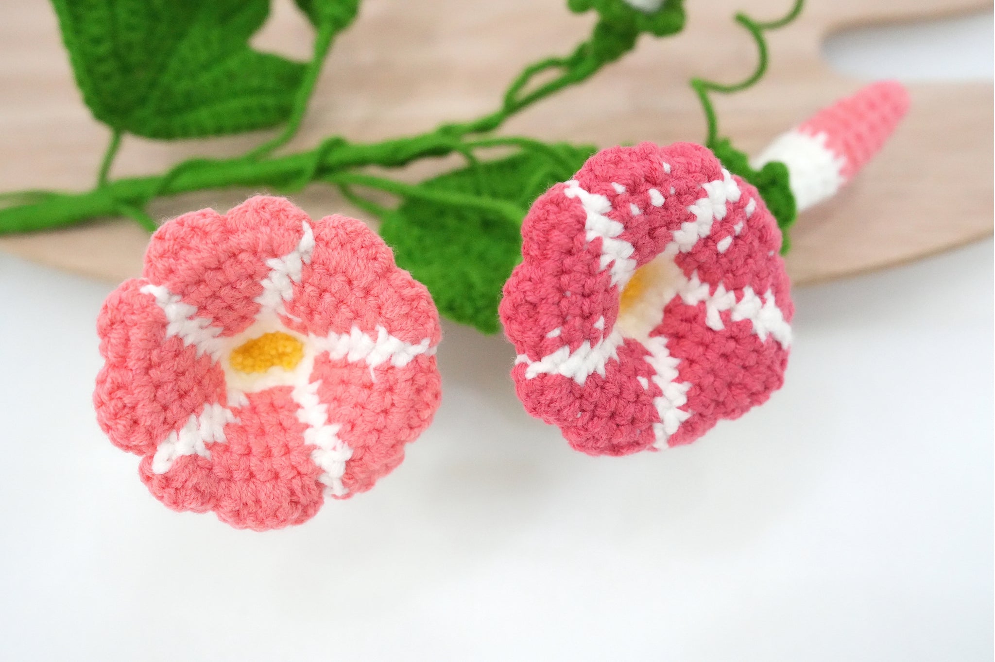 How to Crochet a Morning Glory Flower (Free Pattern)