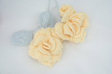 How to Crochet a Rambling Rose (Free Pattern)