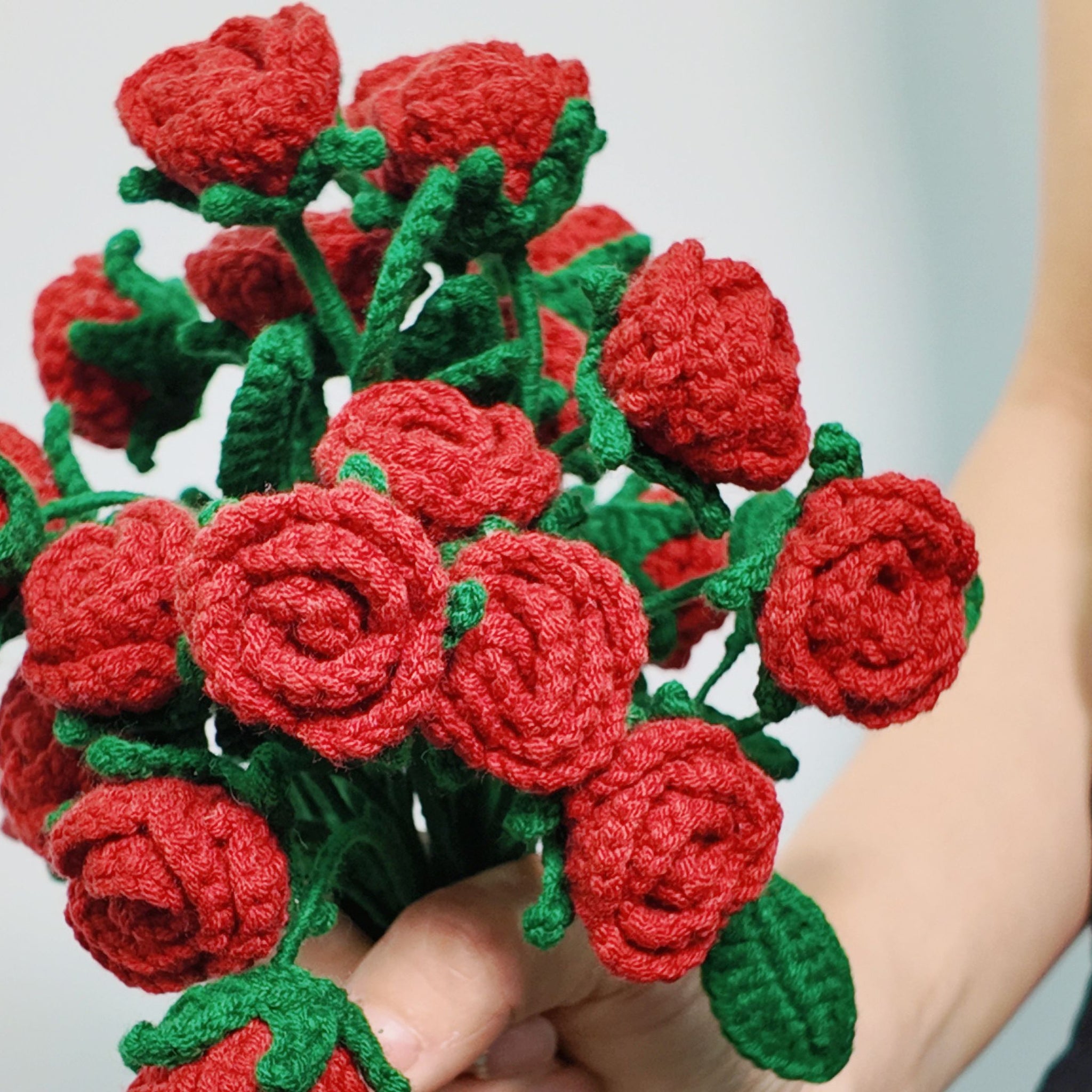 How to Crochet a Small Rose - Free Pattern