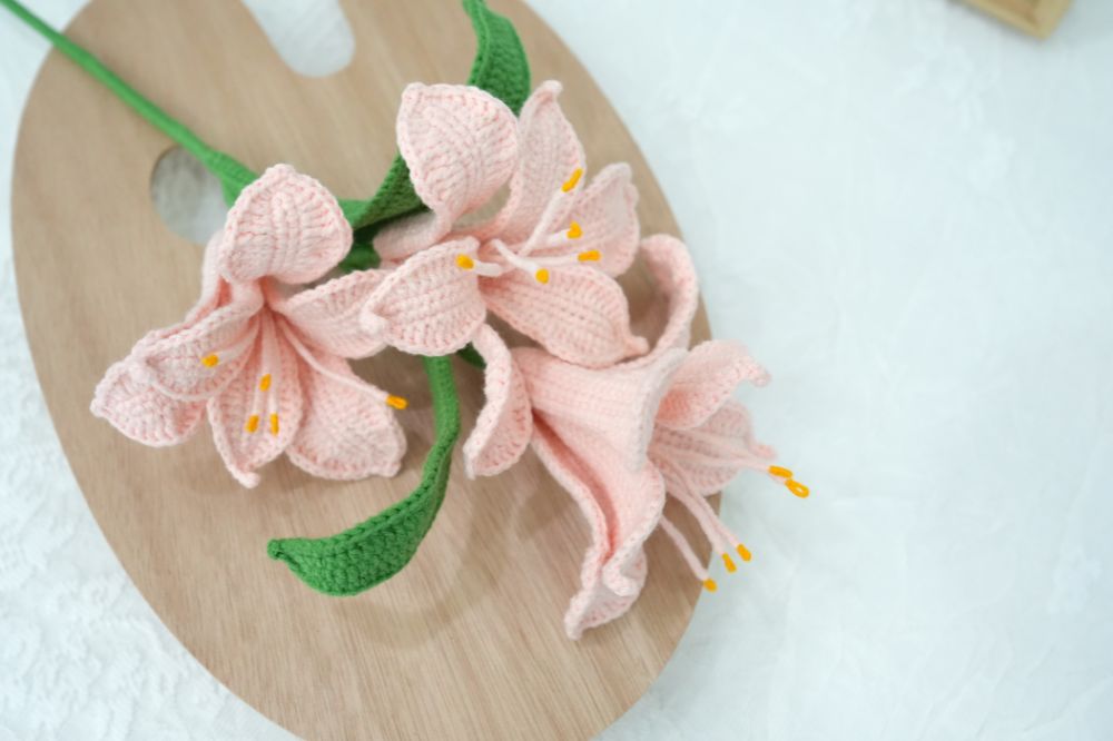 Crochet Alstroemeria Pattern Free (PDF   Beginner Tutorial)